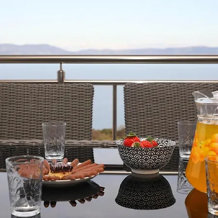 Victory شقة رافني