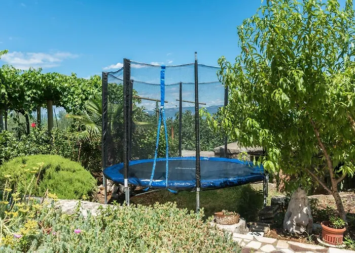 Victory Lägenhet Ravni